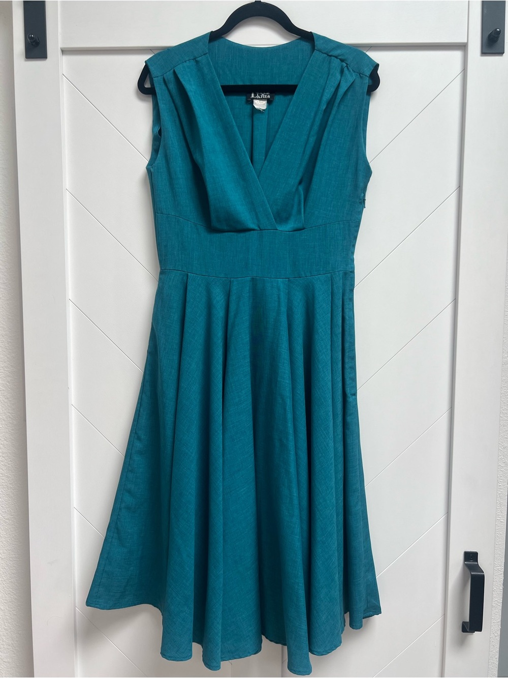 New Orleans Dollz & Dames - Teal Sleeveless V-Neck Fit & Flare Dress